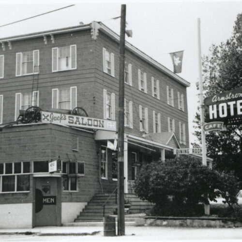 Armstrong Hotel #3866